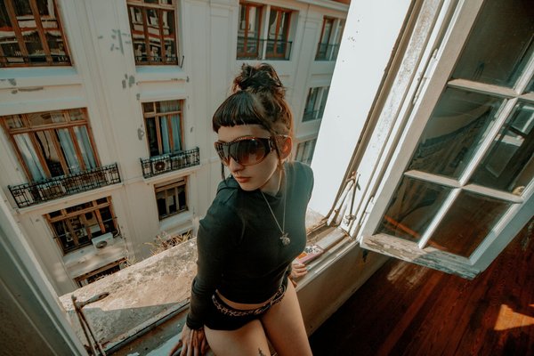 Entdecken sie lokale kontakte mit dem telefonbuch vor ort